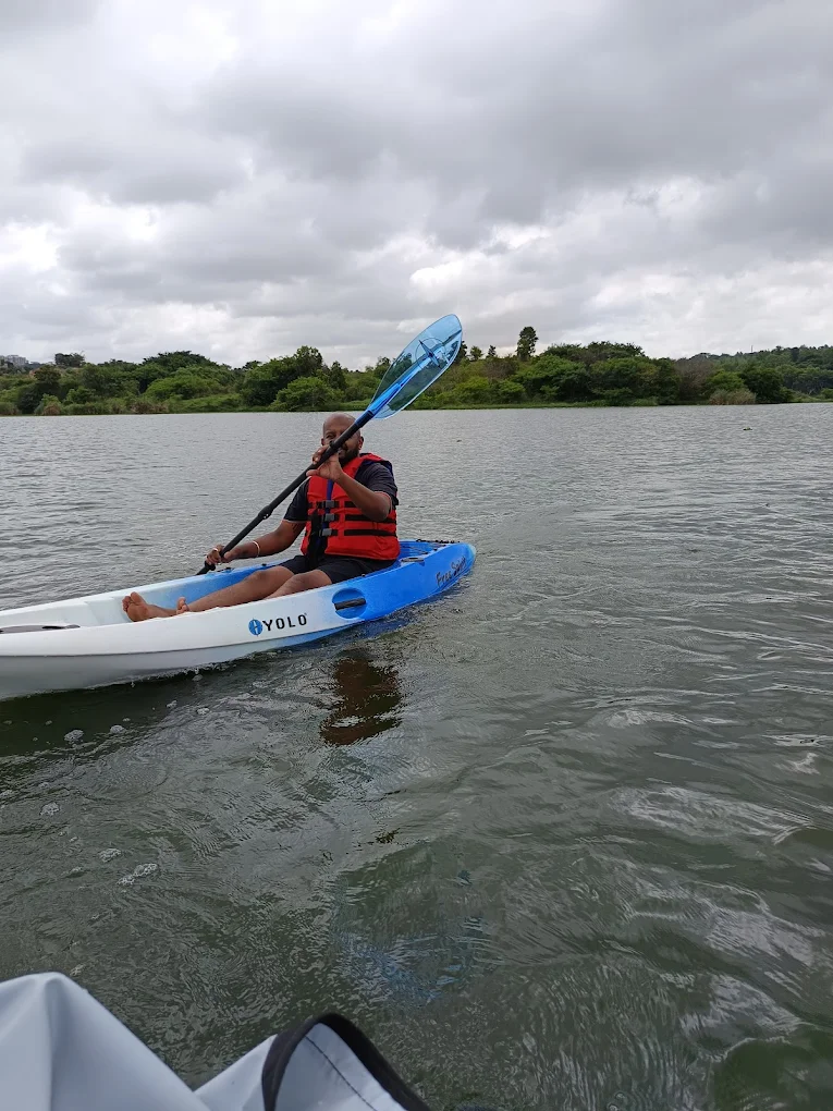 lotus-valley-hideaway-swimming-pool-night