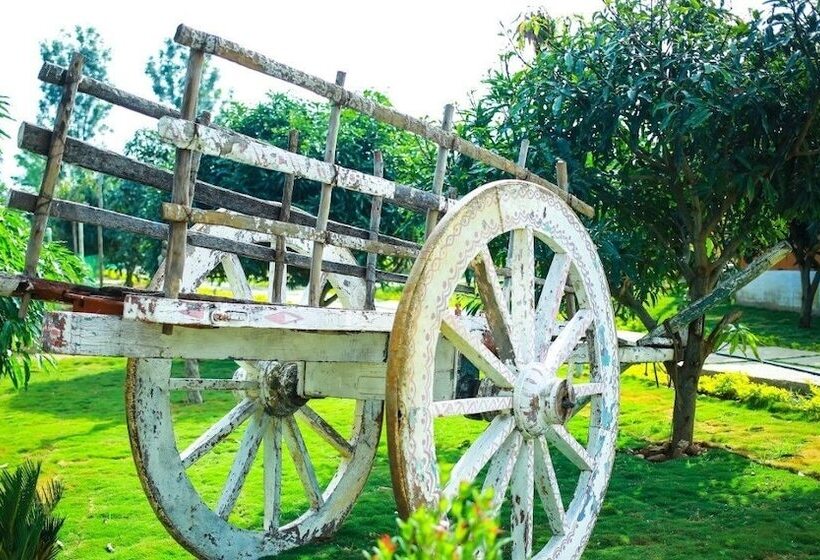 Suggee Resort rustic cart in the garden area